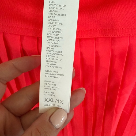 Fabletics Vibrant Pink Pleated Women's Skirt NWOT - Picture 6 of 6